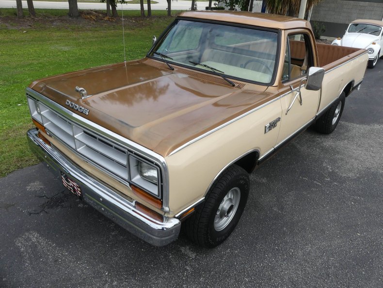 1986 Dodge Ram 26