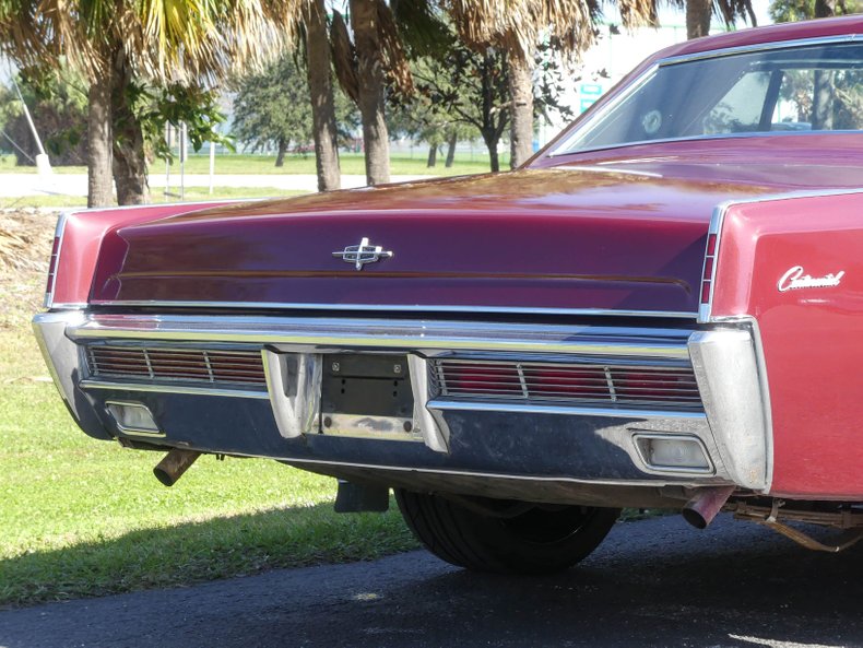 1966 Lincoln Continental 35