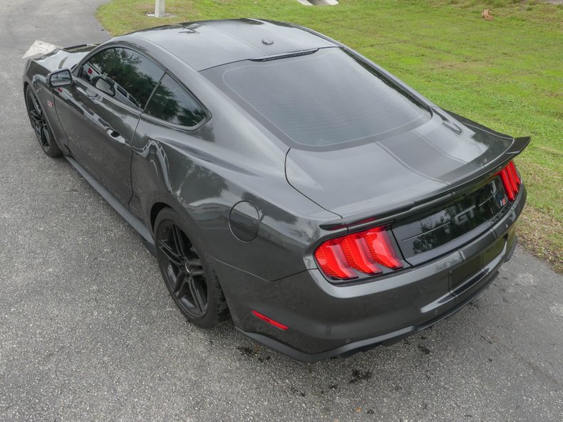 2019 Ford Mustang 20