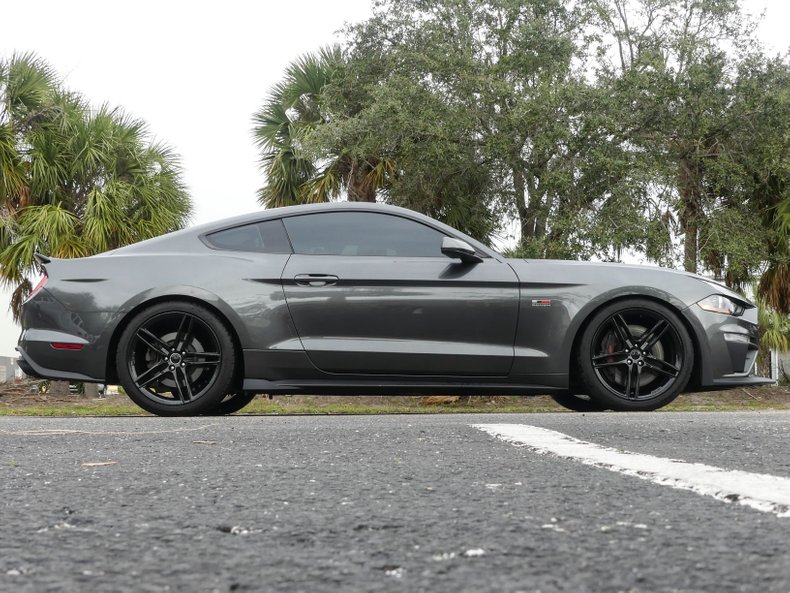 2019 Ford Mustang 29