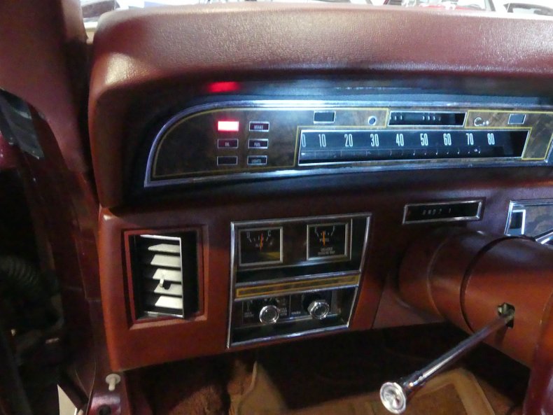 1977 Lincoln Continental 47