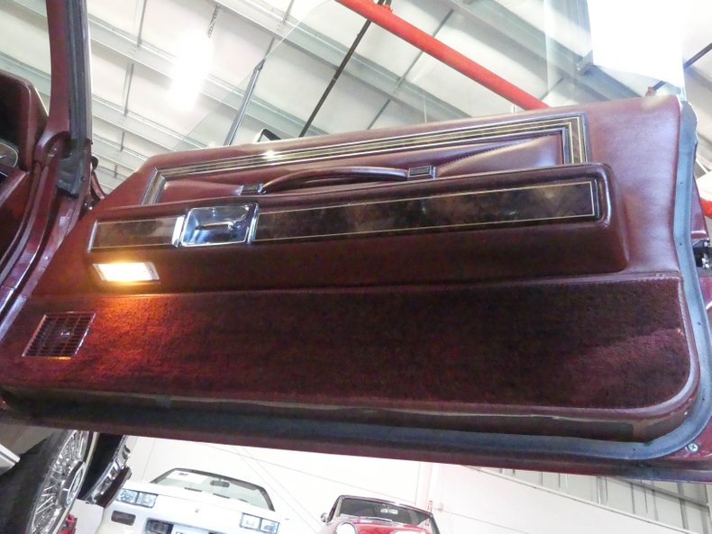 1977 Lincoln Continental 59