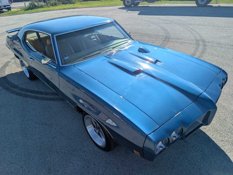 1970 Pontiac GTO 19