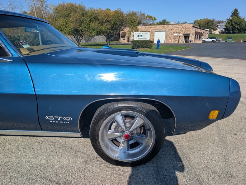 1970 Pontiac GTO 35