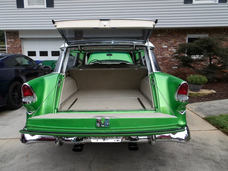 1955 Chevrolet Nomad 37
