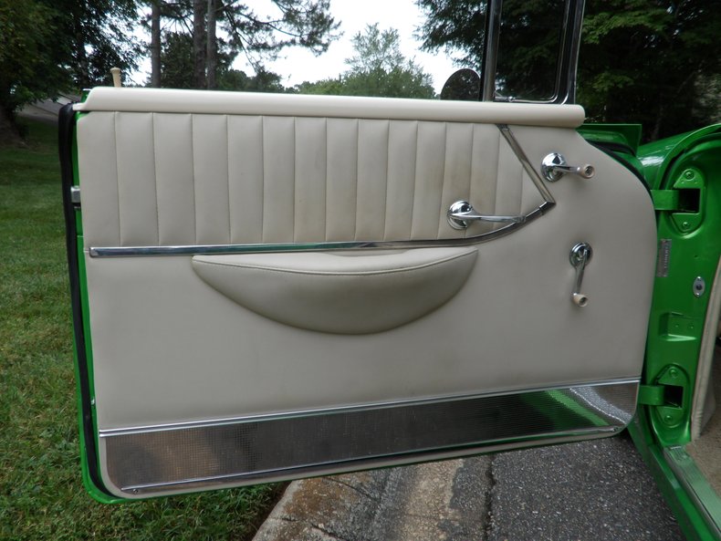 1955 Chevrolet Nomad 86