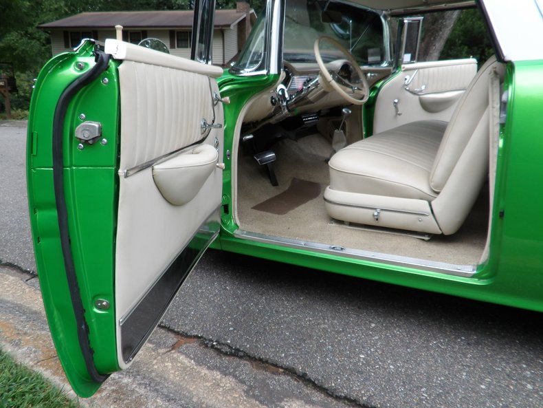 1955 Chevrolet Nomad 87