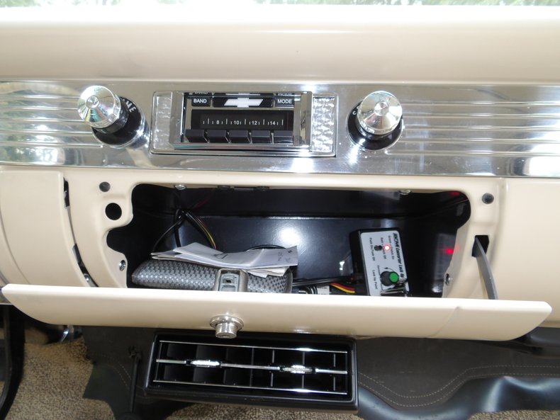 1955 Chevrolet Nomad 101