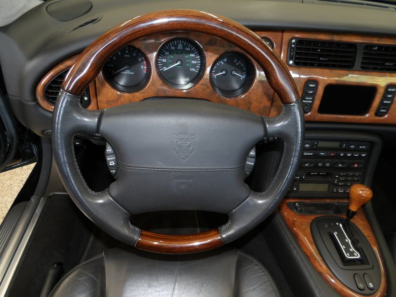 2001 Jaguar XKR 52