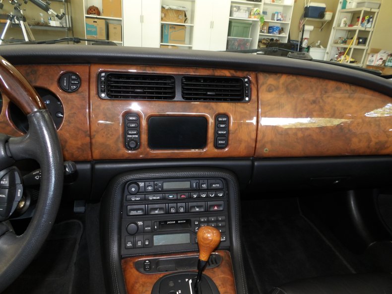 2001 Jaguar XKR 53