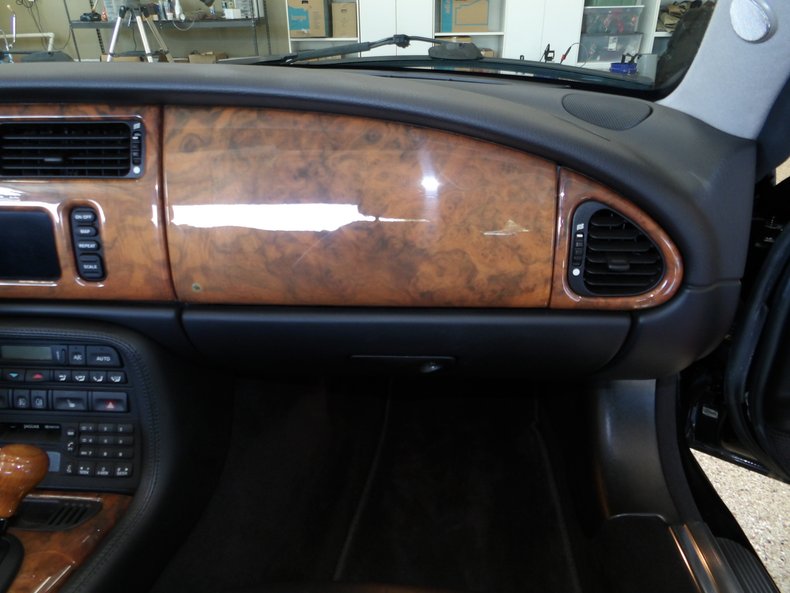 2001 Jaguar XKR 54