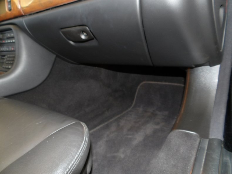 2001 Jaguar XKR 62