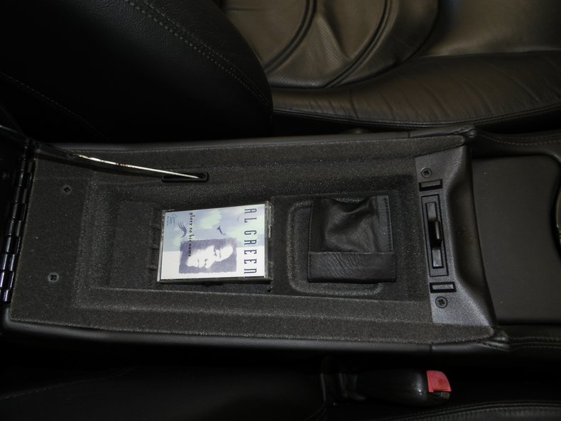 2001 Jaguar XKR 59