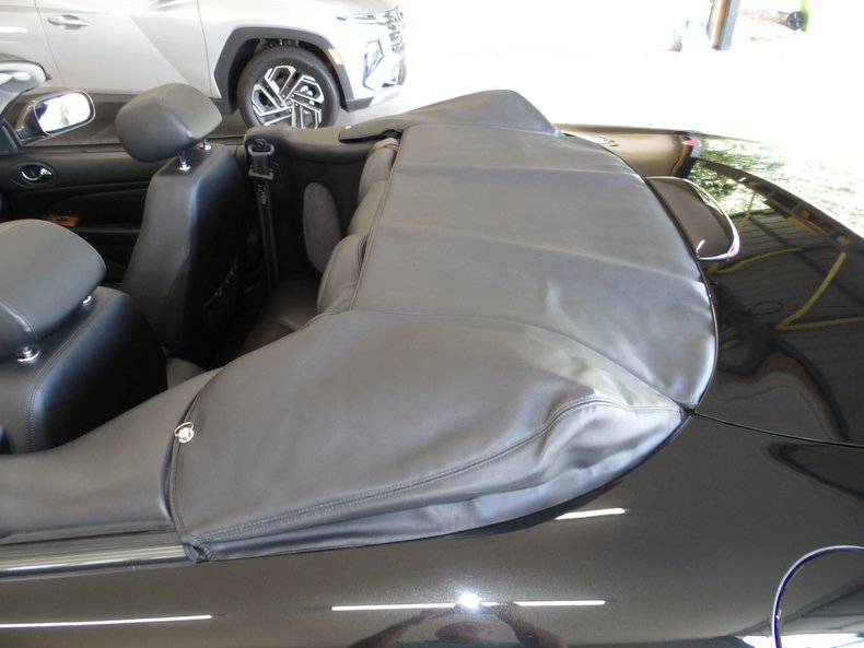 2001 Jaguar XKR 83
