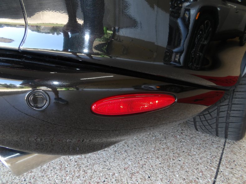 2001 Jaguar XKR 94