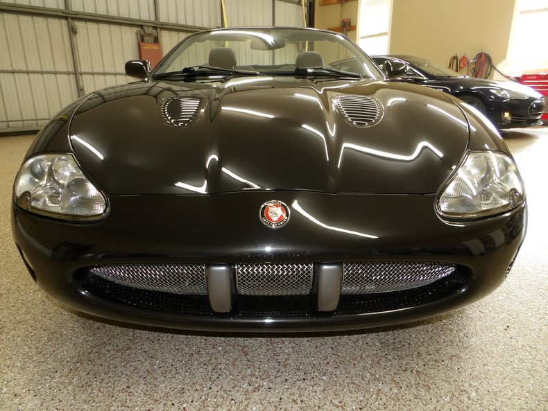 2001 Jaguar XKR 101