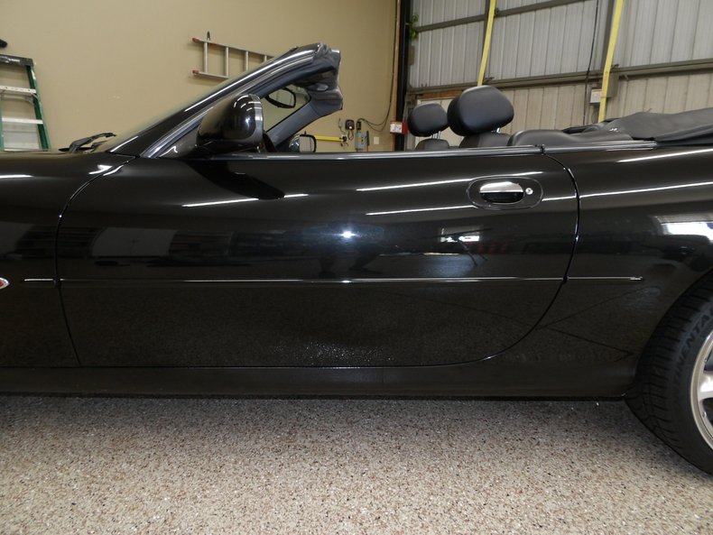 2001 Jaguar XKR 107