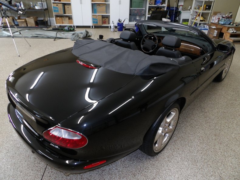 2001 Jaguar XKR 120