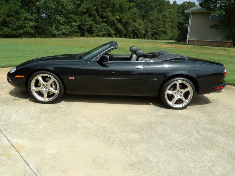 2001 Jaguar XKR 5