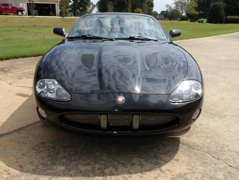 2001 Jaguar XKR 3