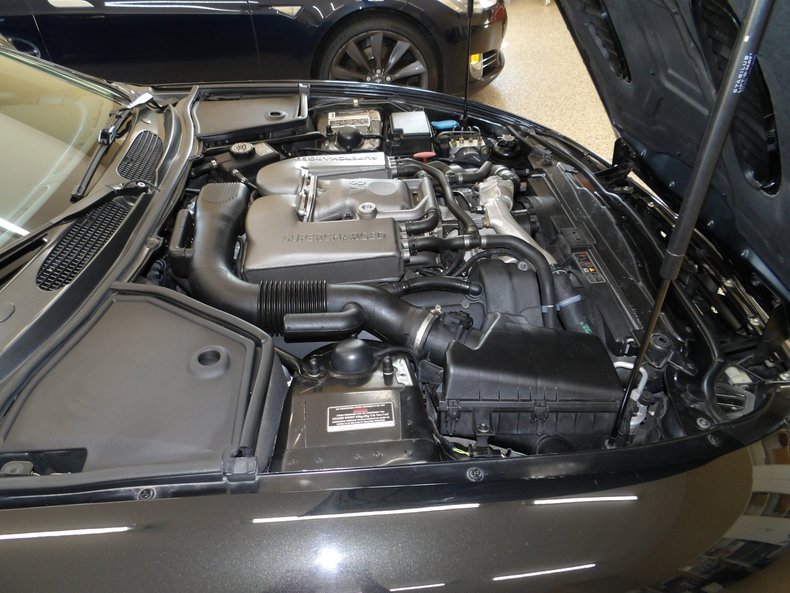 2001 Jaguar XKR 121