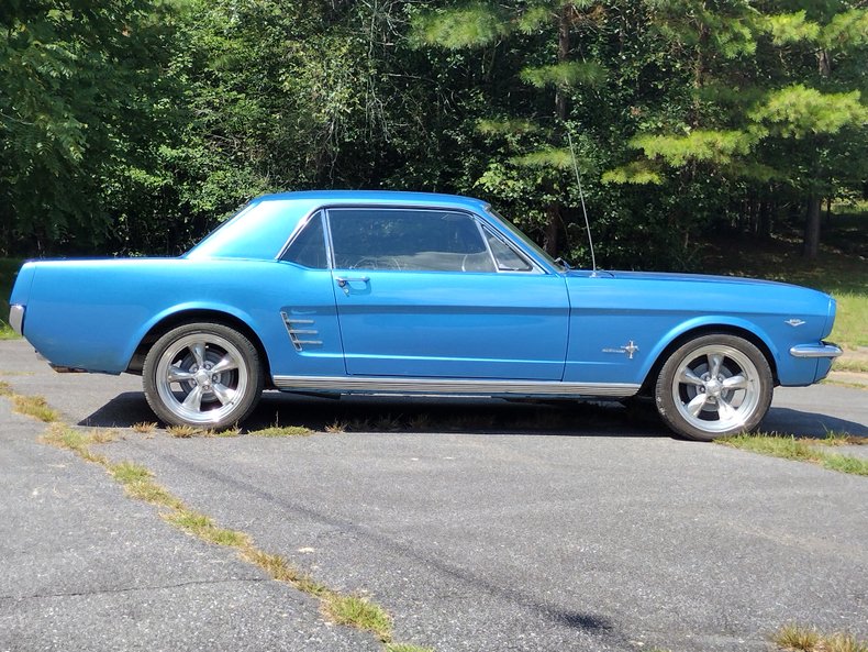 1966 Ford Mustang 40