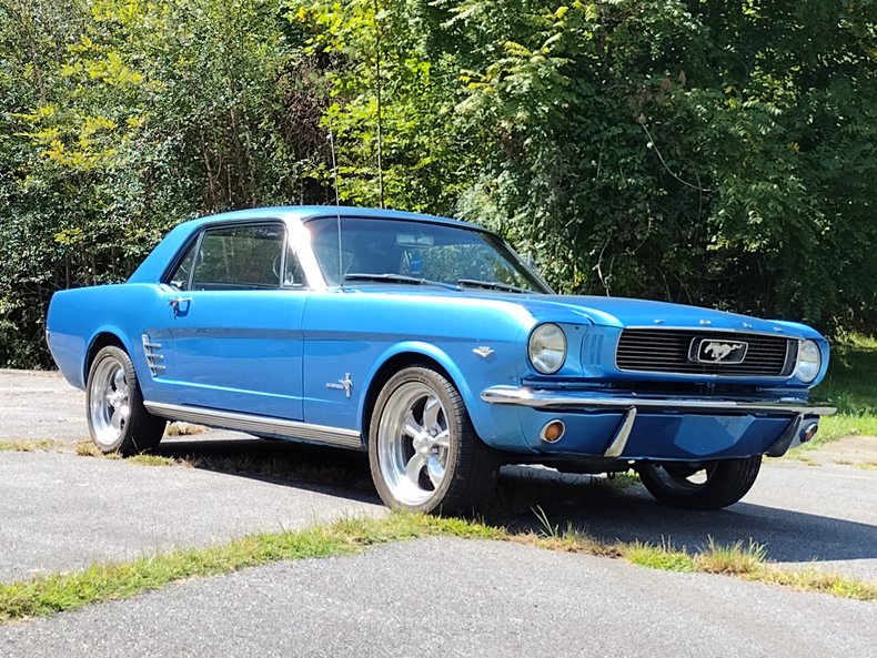 1966 Ford Mustang 3