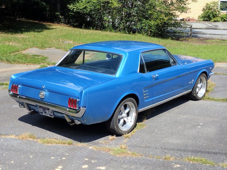 1966 Ford Mustang 39