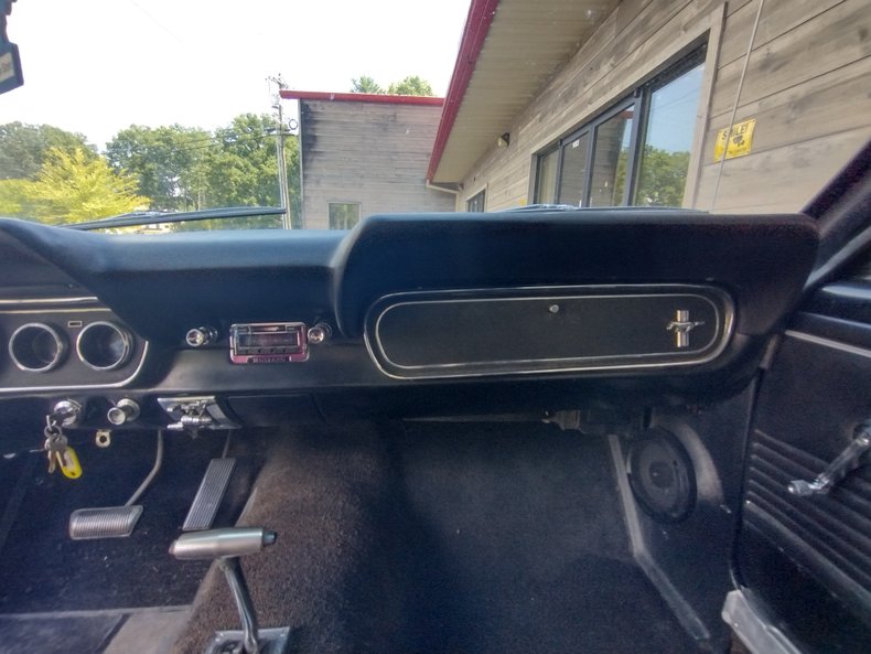 1966 Ford Mustang 62