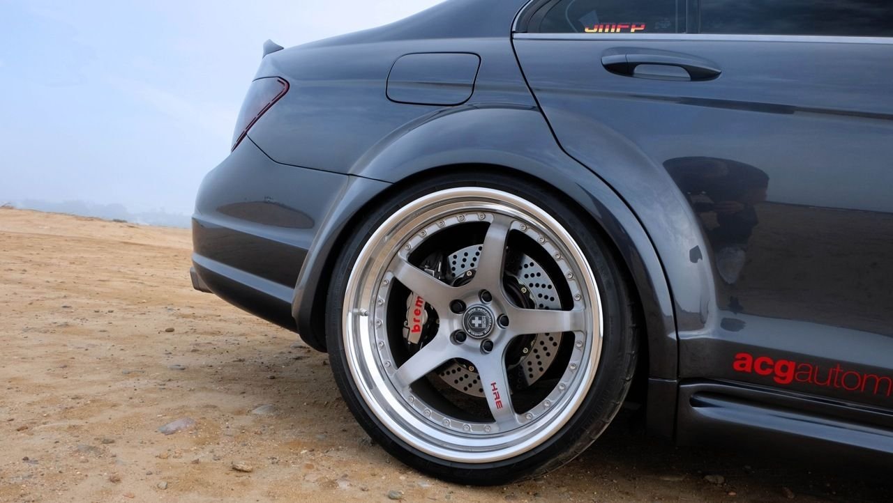 Mercedes-Benz C63 | Symbolic International