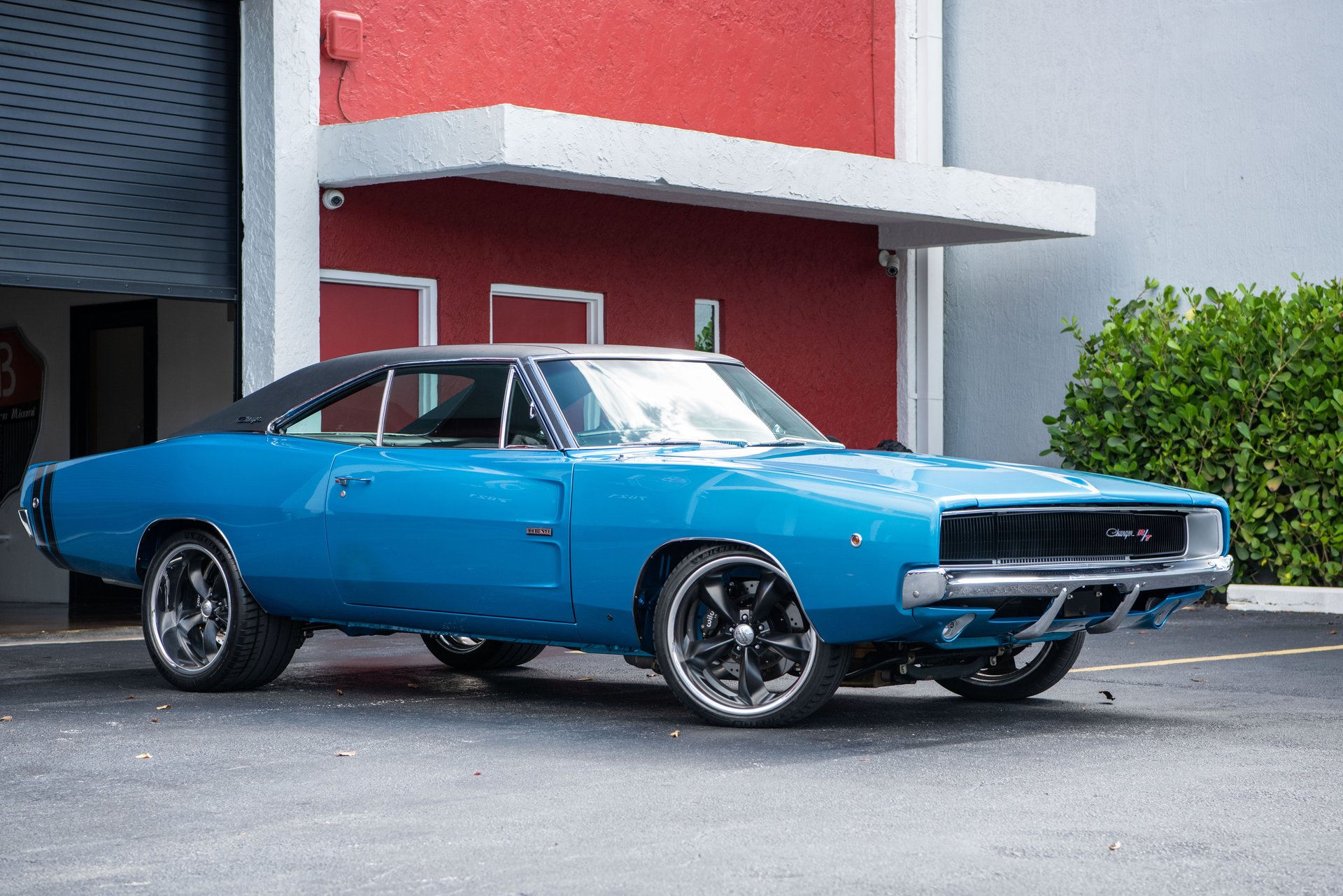 1968-dodge-charger-the-barn-miami