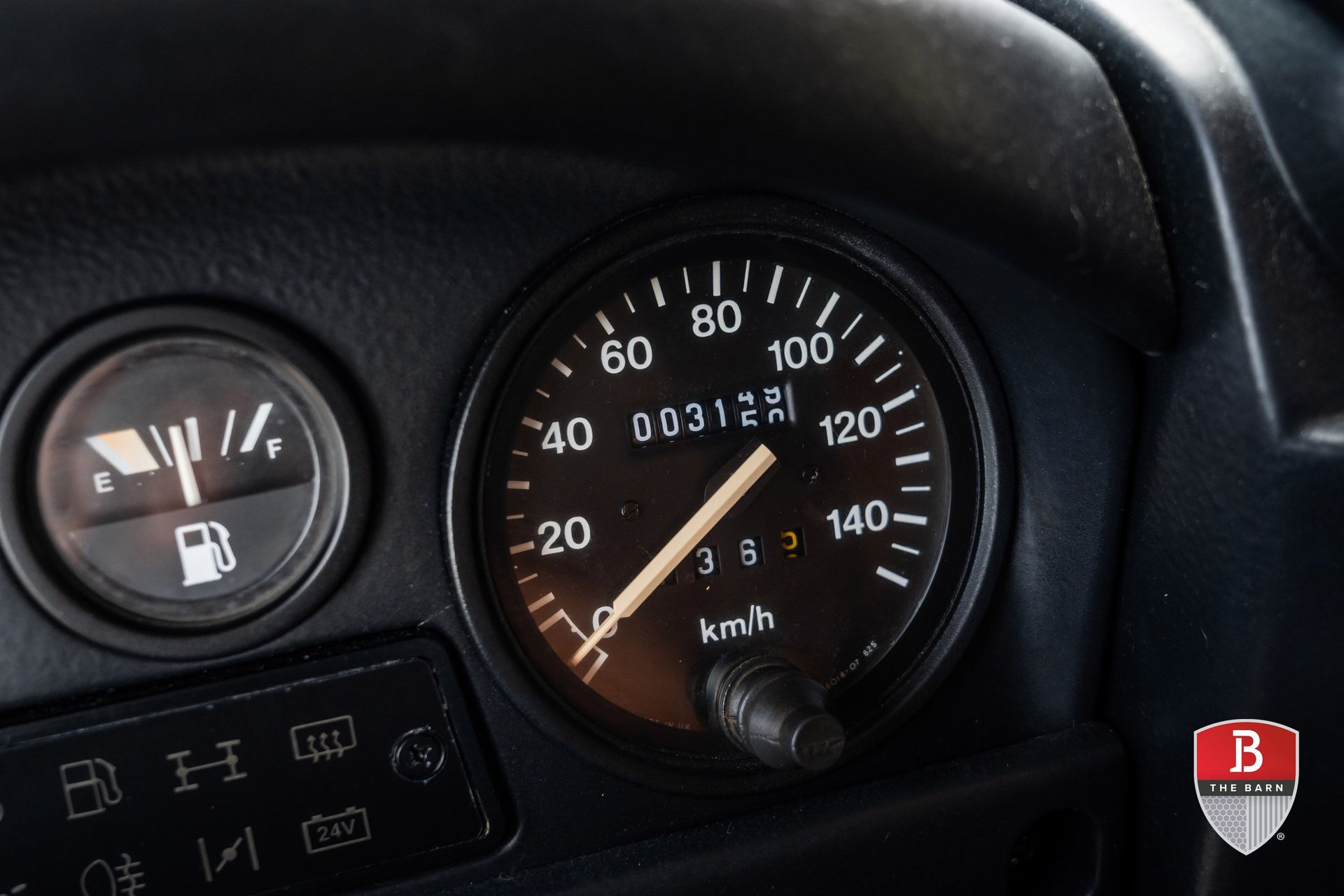 1987 land rover defender 110