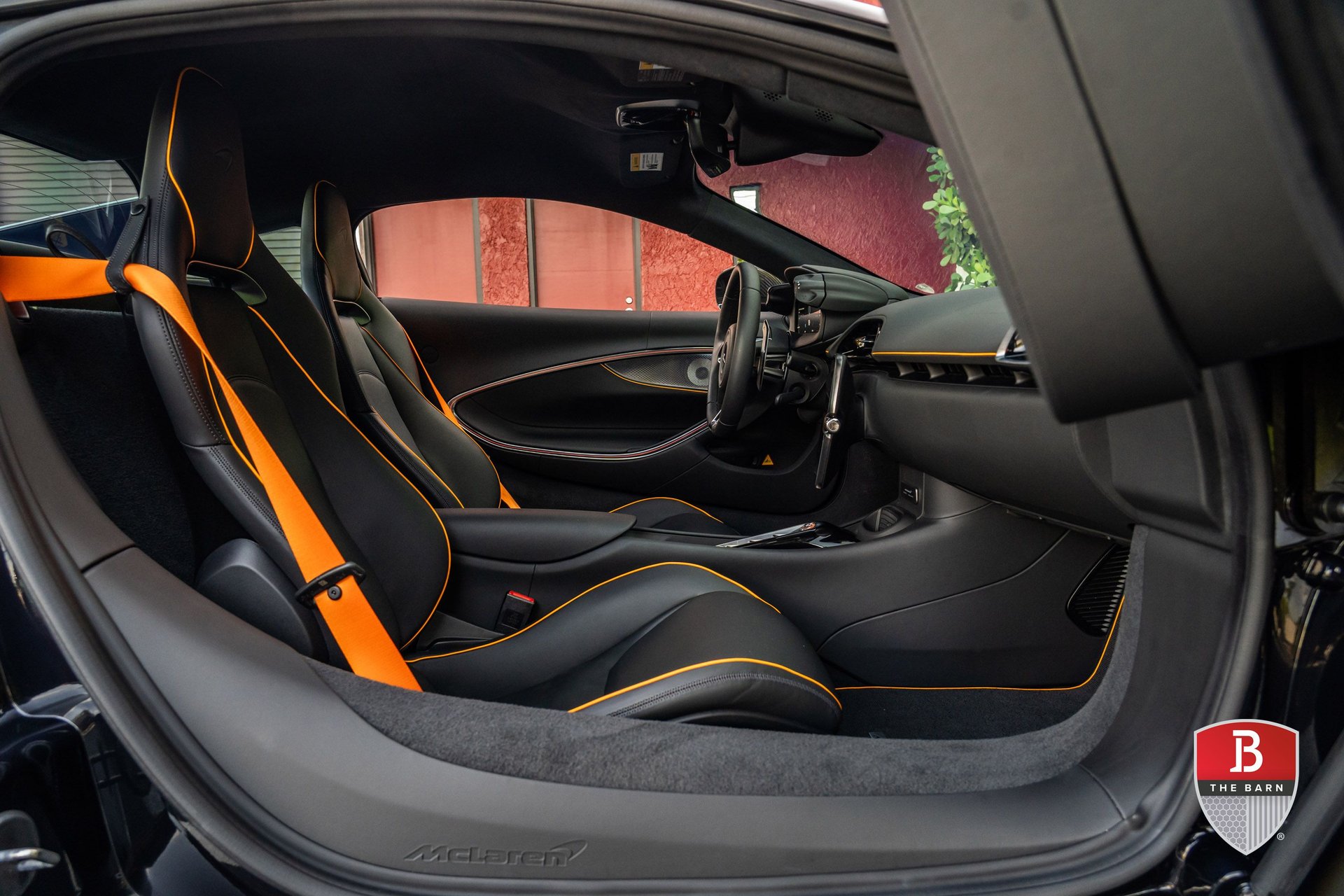 2025 mclaren artura