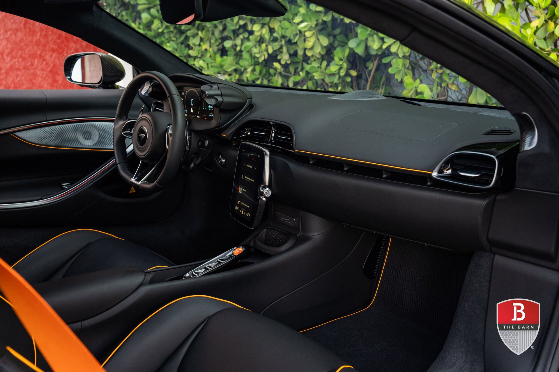 2025 mclaren artura