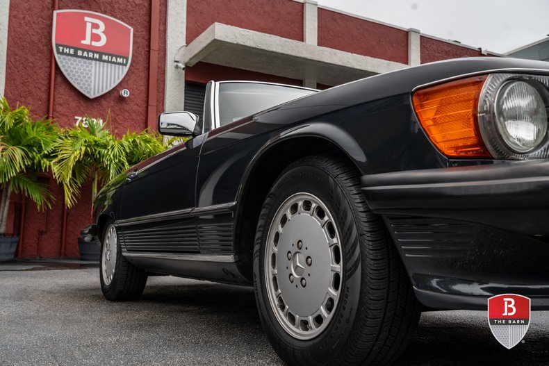 For Sale 1989 Mercedes-Benz 560 SL