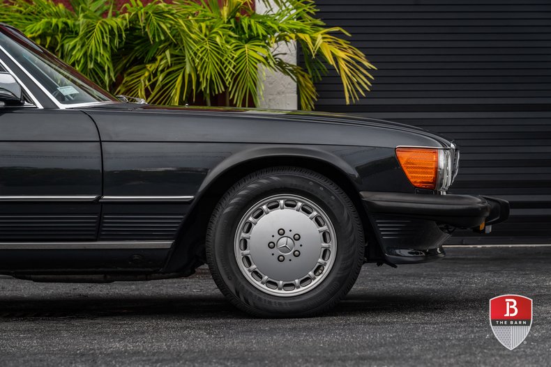 For Sale 1989 Mercedes-Benz 560 SL