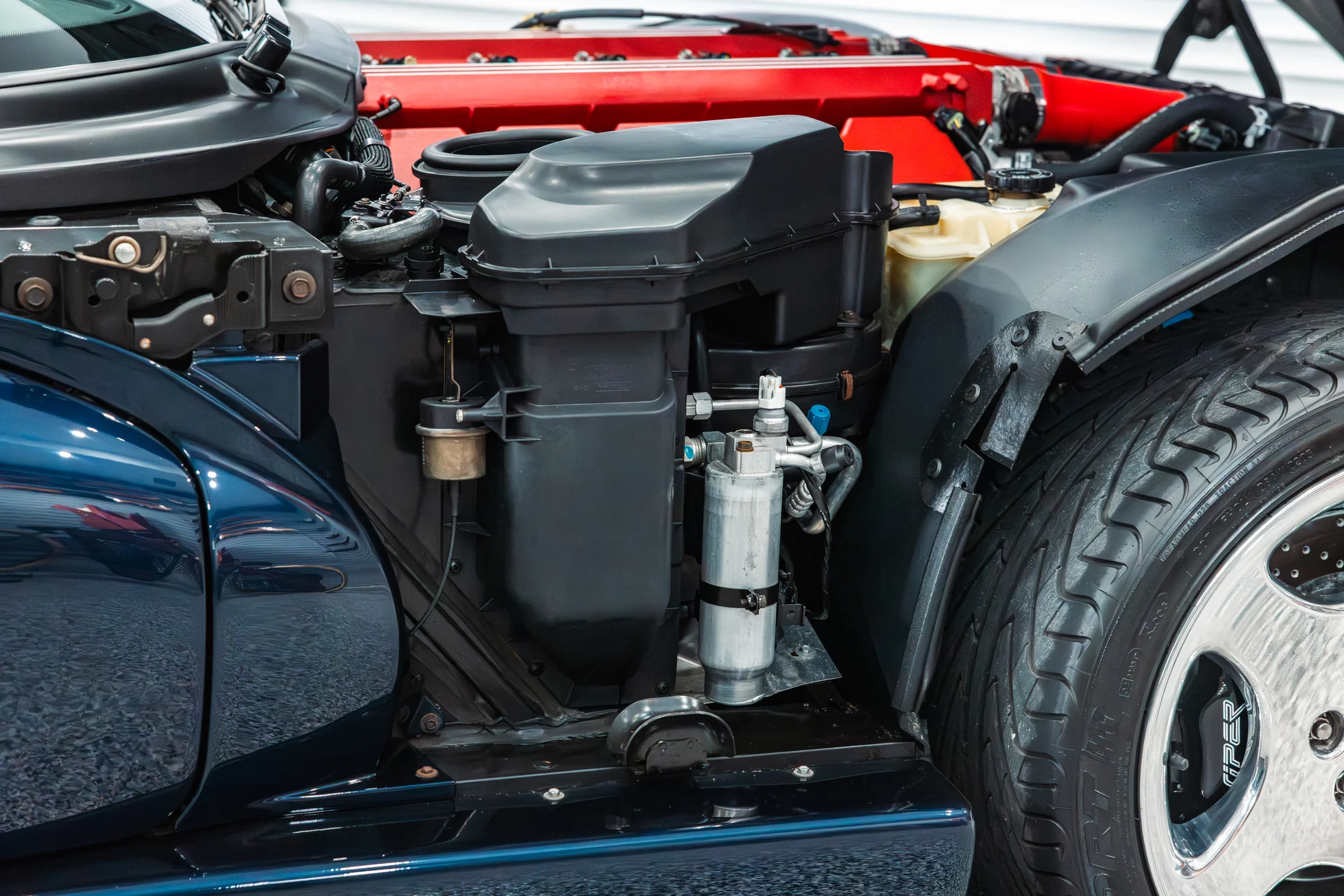 2001 Dodge Viper R/T10 - Photo 68