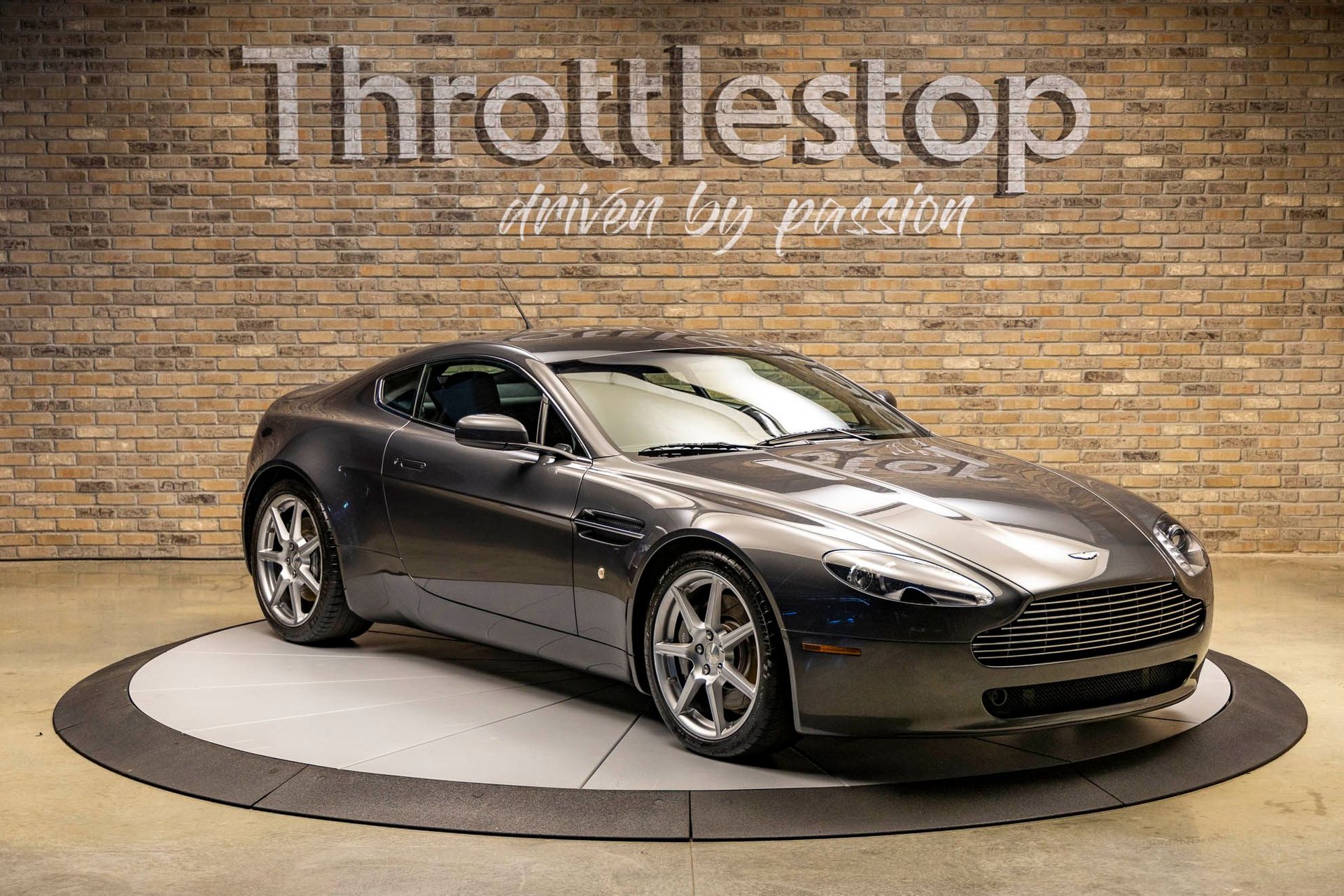 813526 | 2006 Aston Martin Vantage | Throttlestop | Automotive and Motorcycle Consignment Dealer