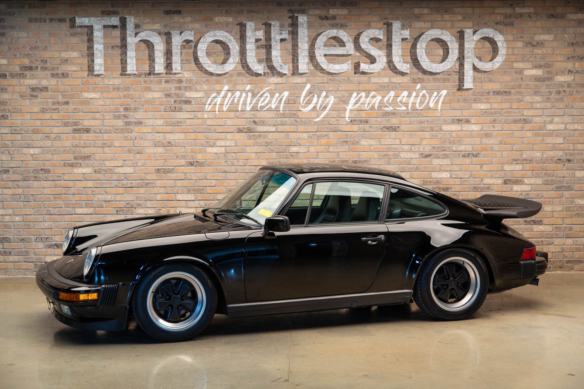 1984 Porsche 911 | Throttlestop | Consignment Dealer & Motorcycle Museum