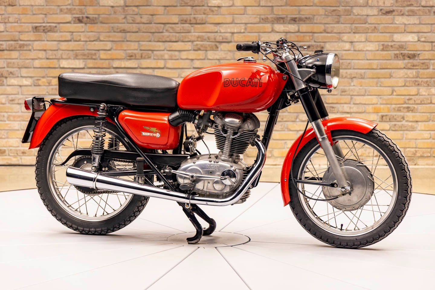 813112 | 1967 Ducati 250 Monza | Throttlestop | Automotive and Motorcycle Consignment Dealer