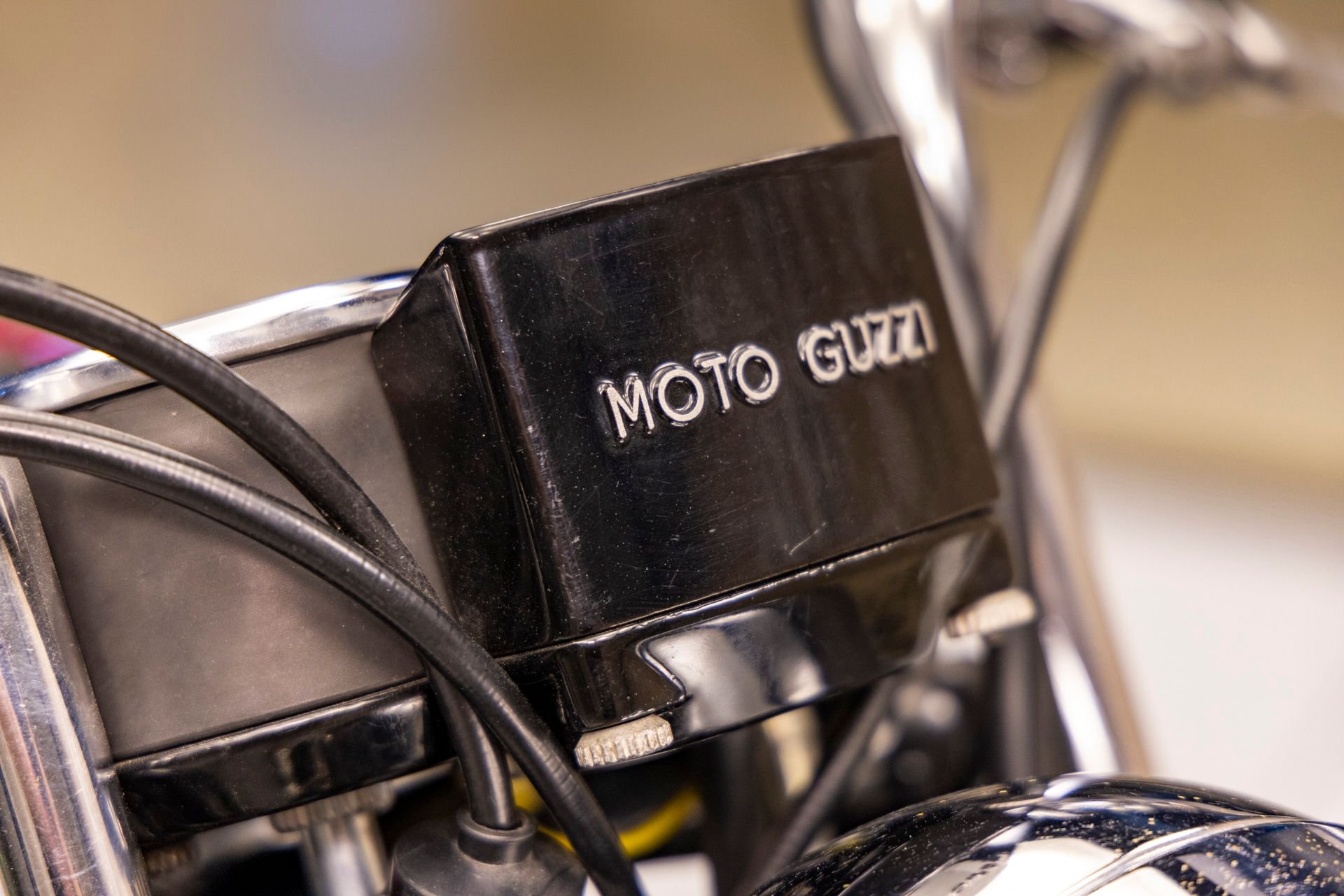 813189 | 1973 Moto Guzzi V7 Sport | Throttlestop | Automotive and Motorcycle Consignment Dealer