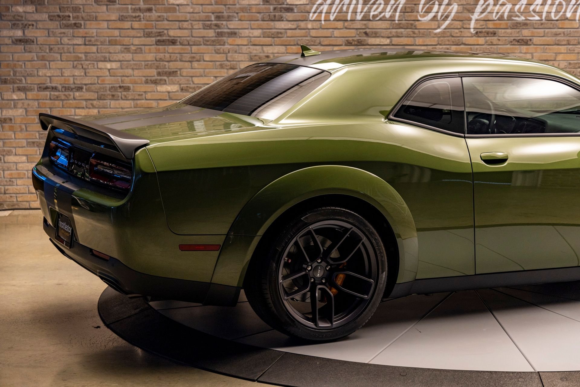 813194 | 2019 Dodge Challenger SRT Hellcat Redeye | Throttlestop | Automotive and Motorcycle Consignment Dealer