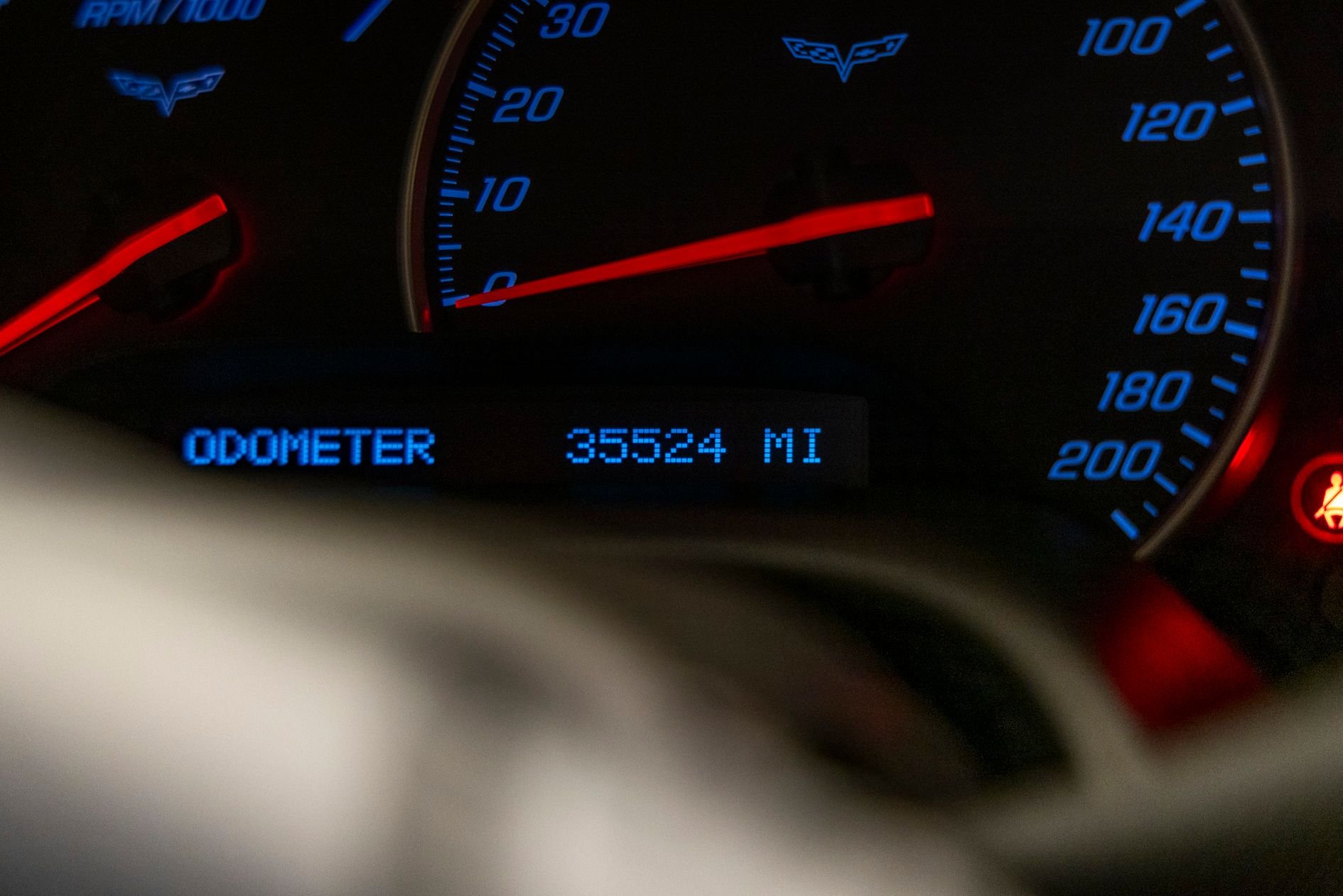 813411 | 2005 Chevrolet Corvette Convertible | Throttlestop | Automotive and Motorcycle Consignment Dealer