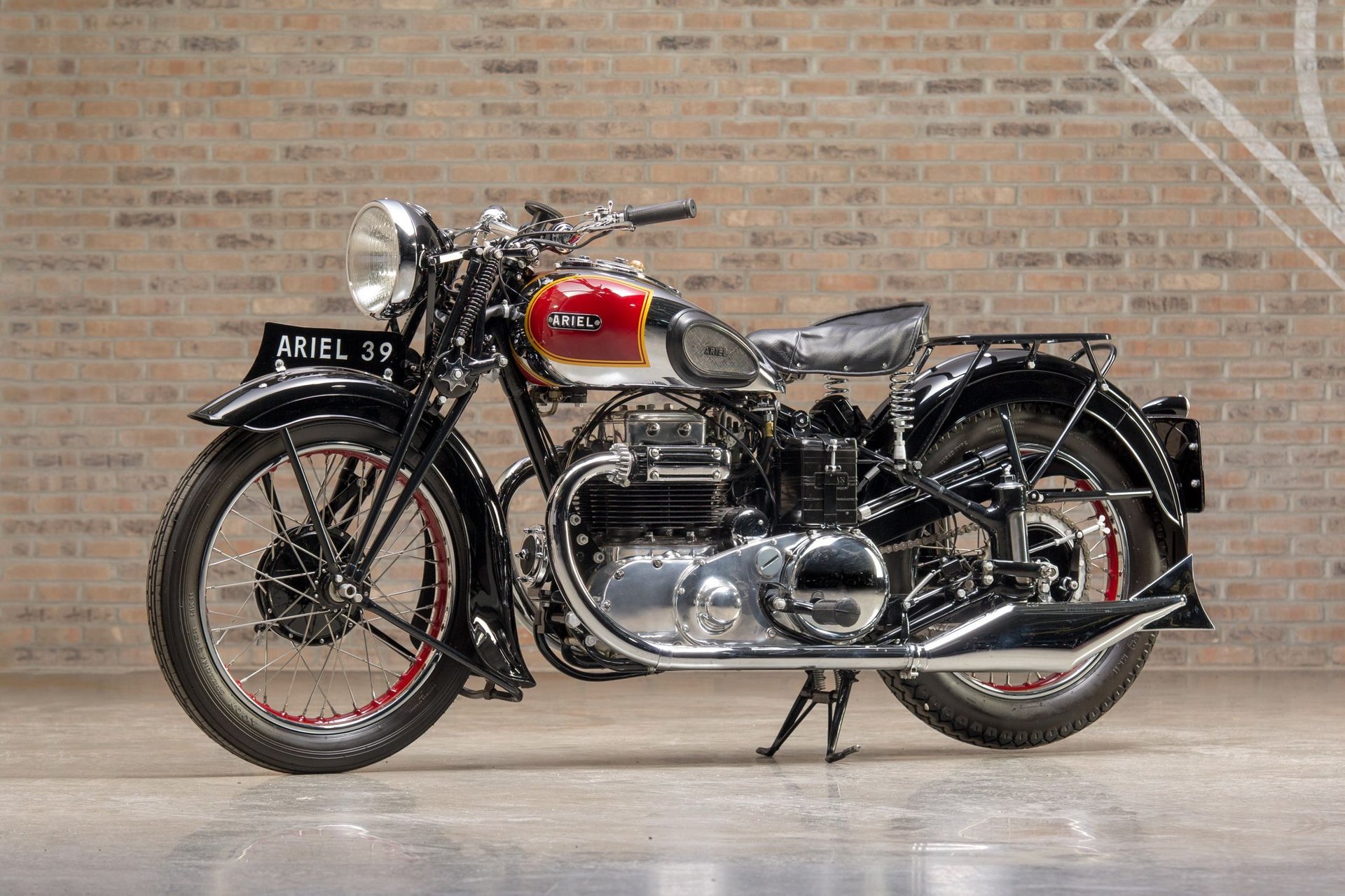 813460 | 1939 Ariel Square Four | Throttlestop | Automotive and Motorcycle Consignment Dealer