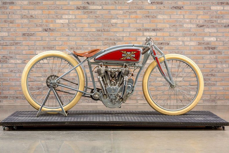 1918 excelsior big valve race bike