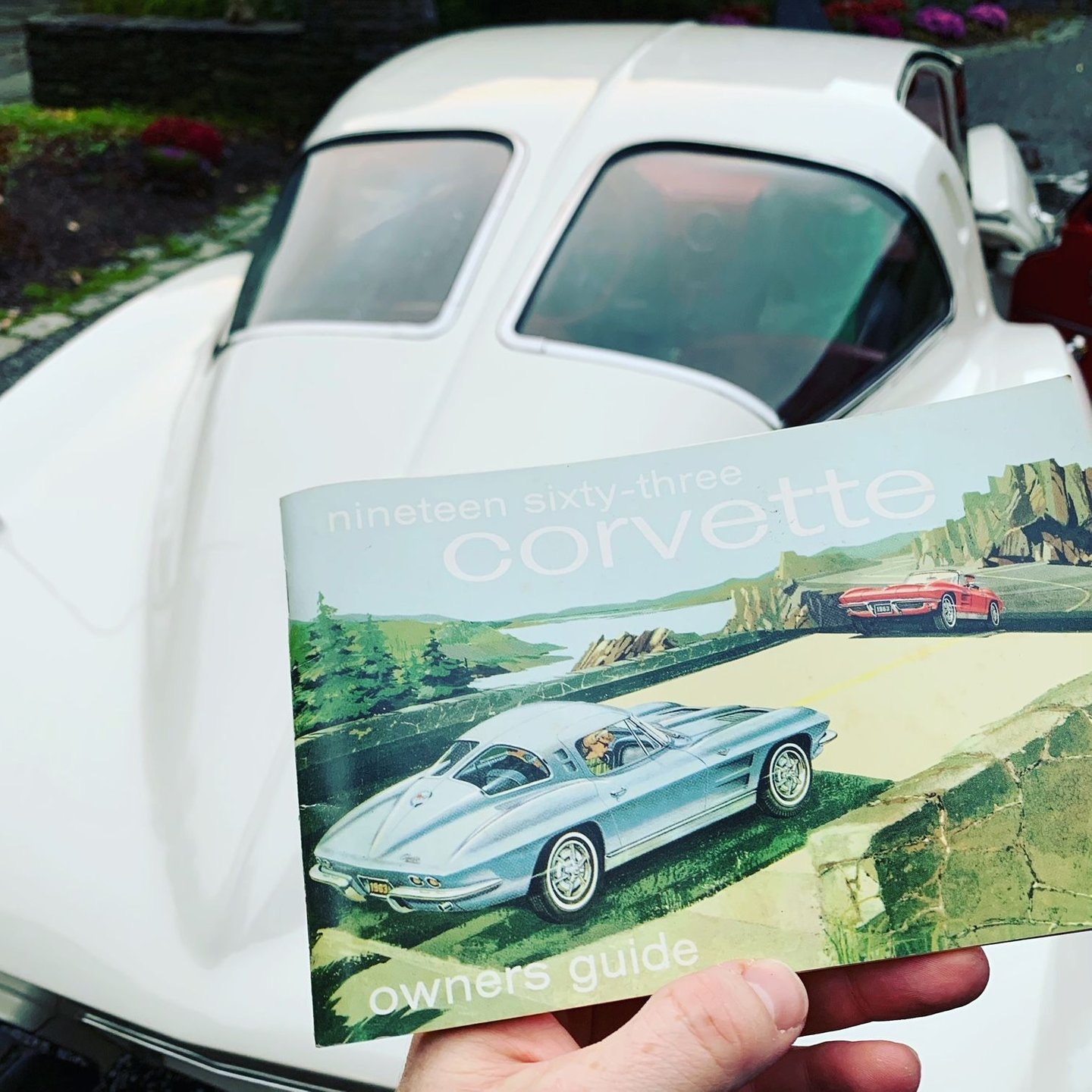 1963 chevrolet corvette split window coupe