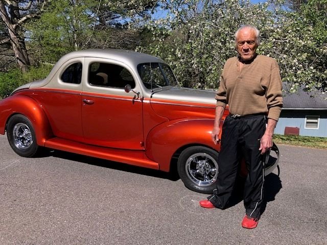 Auction 1940 Ford DELUXE COUPE
