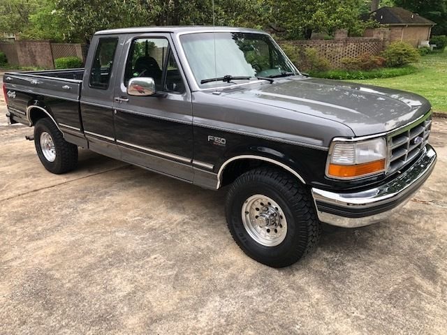 Auction 1992 Ford F150 4x4