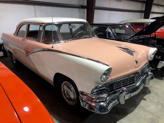 Auction 1956 Ford Fairlane