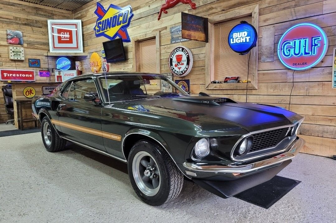 Auction 1969 Ford Mustang